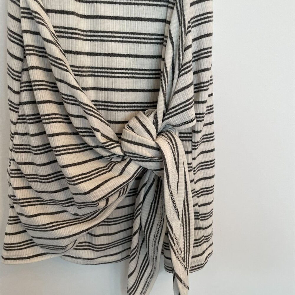 White Fox Striped Bodycon Mini Dress Tie Front Ribbed Size 6 - Picture 5 of 8